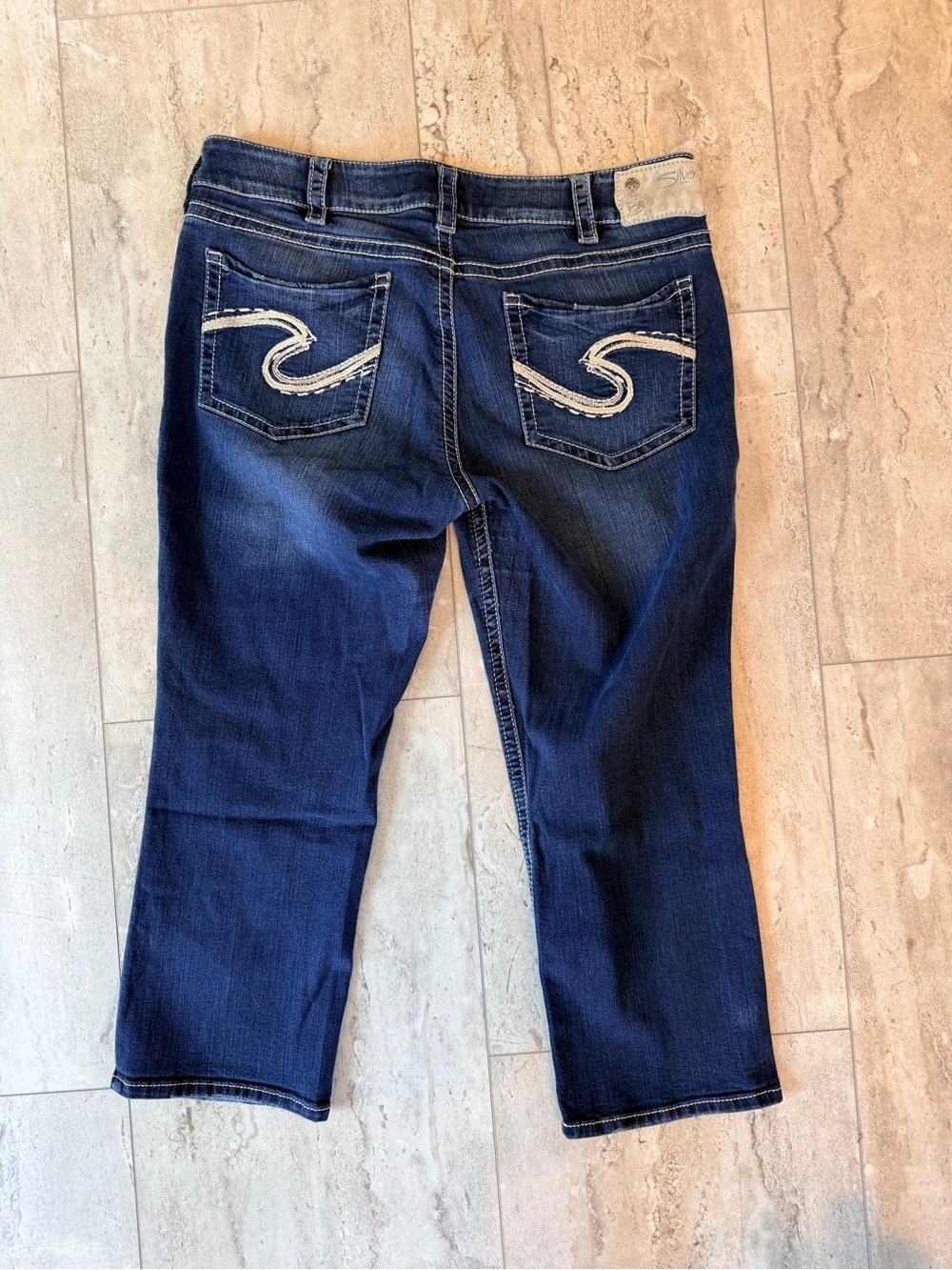 Women’s Silver Jeans Mid Capri
